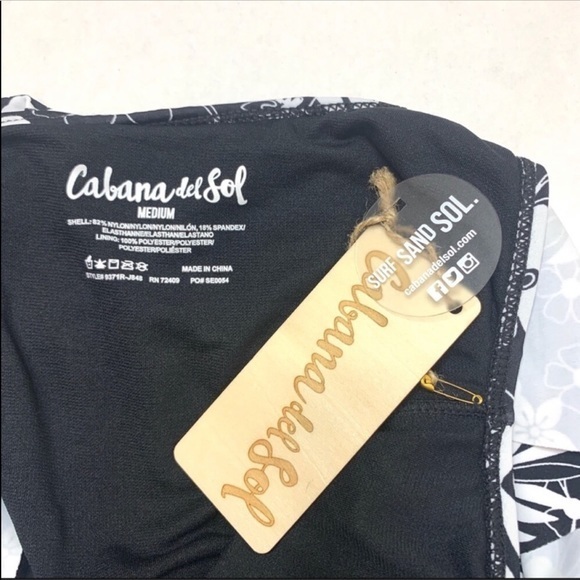 NWT Cabana Del Sol Hollywood floral ruffle off shoulder swimsuit Medium M 8 10 - Picture 6 of 7